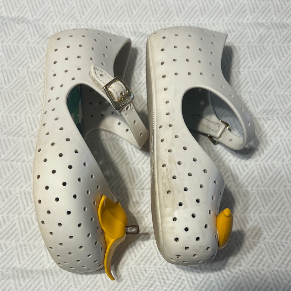 Mini Melissa banana shoes - Picture 4 of 5